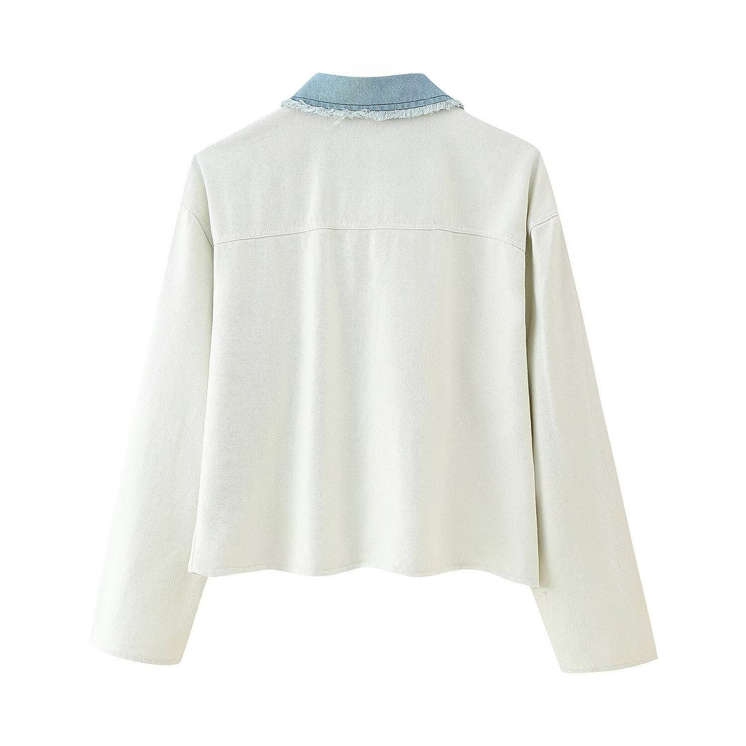 Cropped denim jacket for women with contrasting pockets and frayed hem Lune London