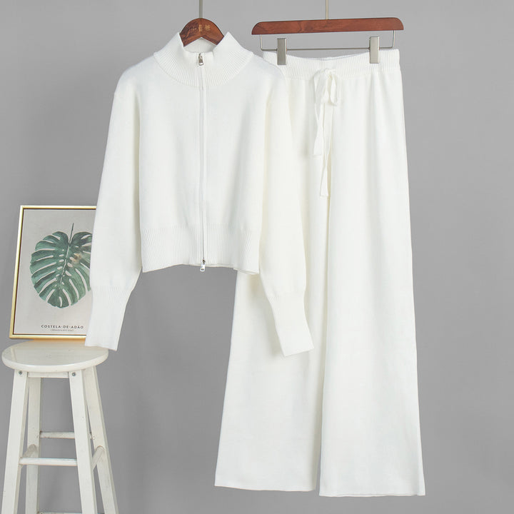 Ensemble de mode féminin tricoté avec col zippé et coupe ample Chic & Stil
