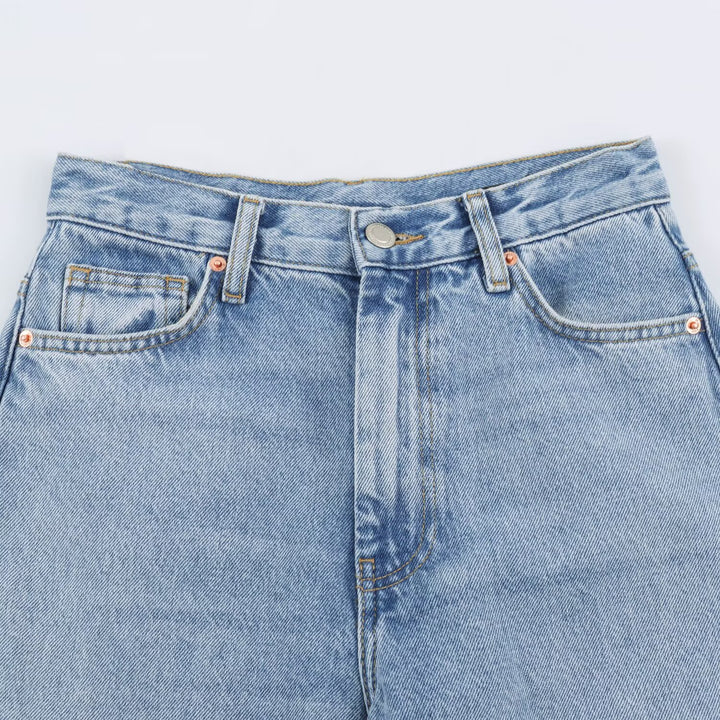 Women High-Waisted Relaxed Jeans with Tapered Leg Amarae
