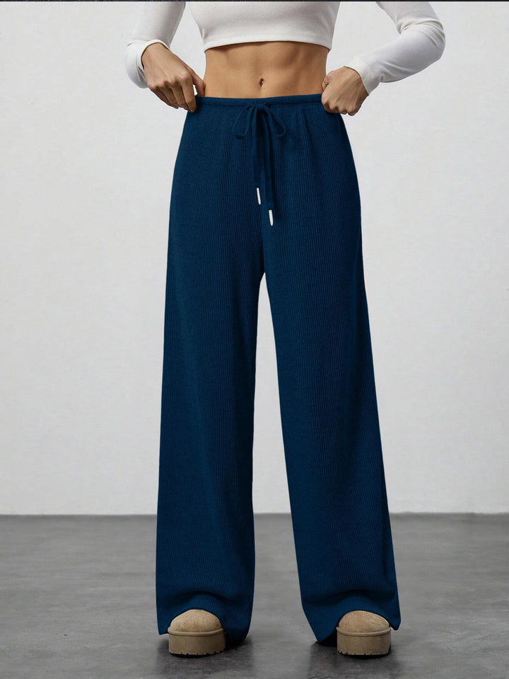Wide-leg knitted trousers for women with elastic waistband and drawstring Lune London