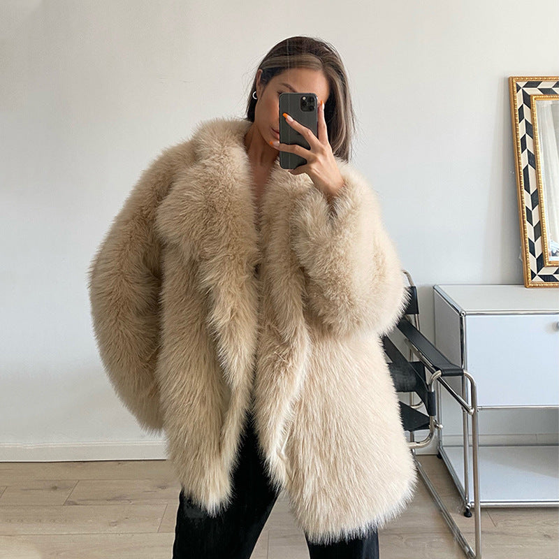 Women Cozy Chic Coat and Style