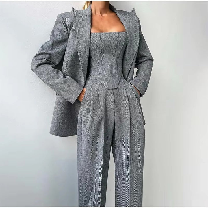 Women's jacket with fitted top and wide legs Lune London