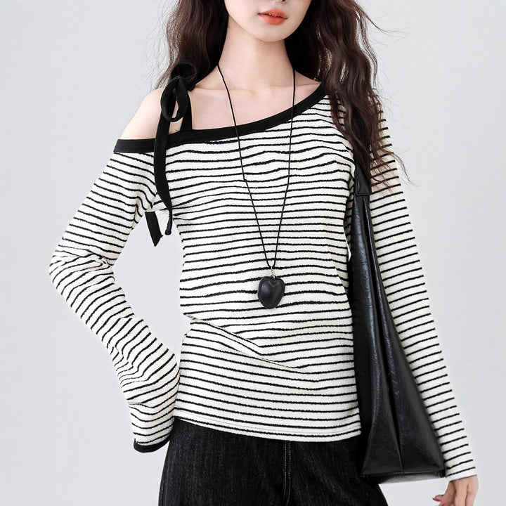 Ladies Off-Shoulder Top with Modern Stripe Design Chic & Stil