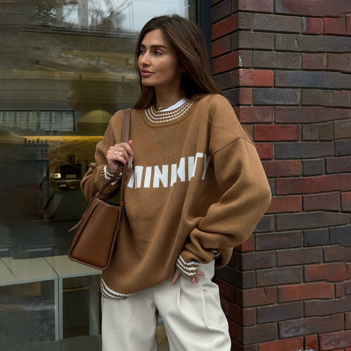 Oversized knit sweater for women with graphic print Lune London