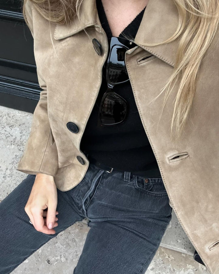 Trendy suede jacket for women with practical pockets Lune London