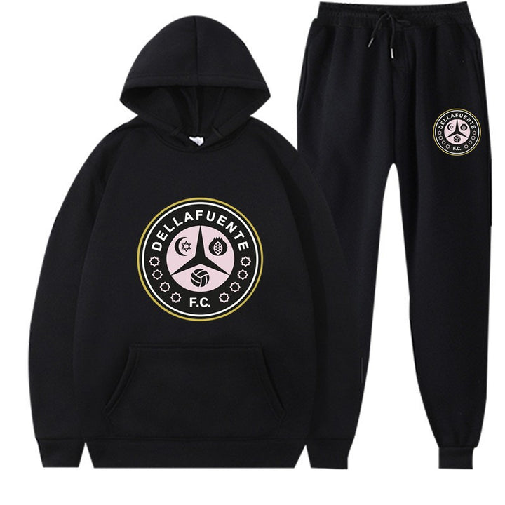 Women's tracksuit with sporty logo and comfortable fit Chic & Stil