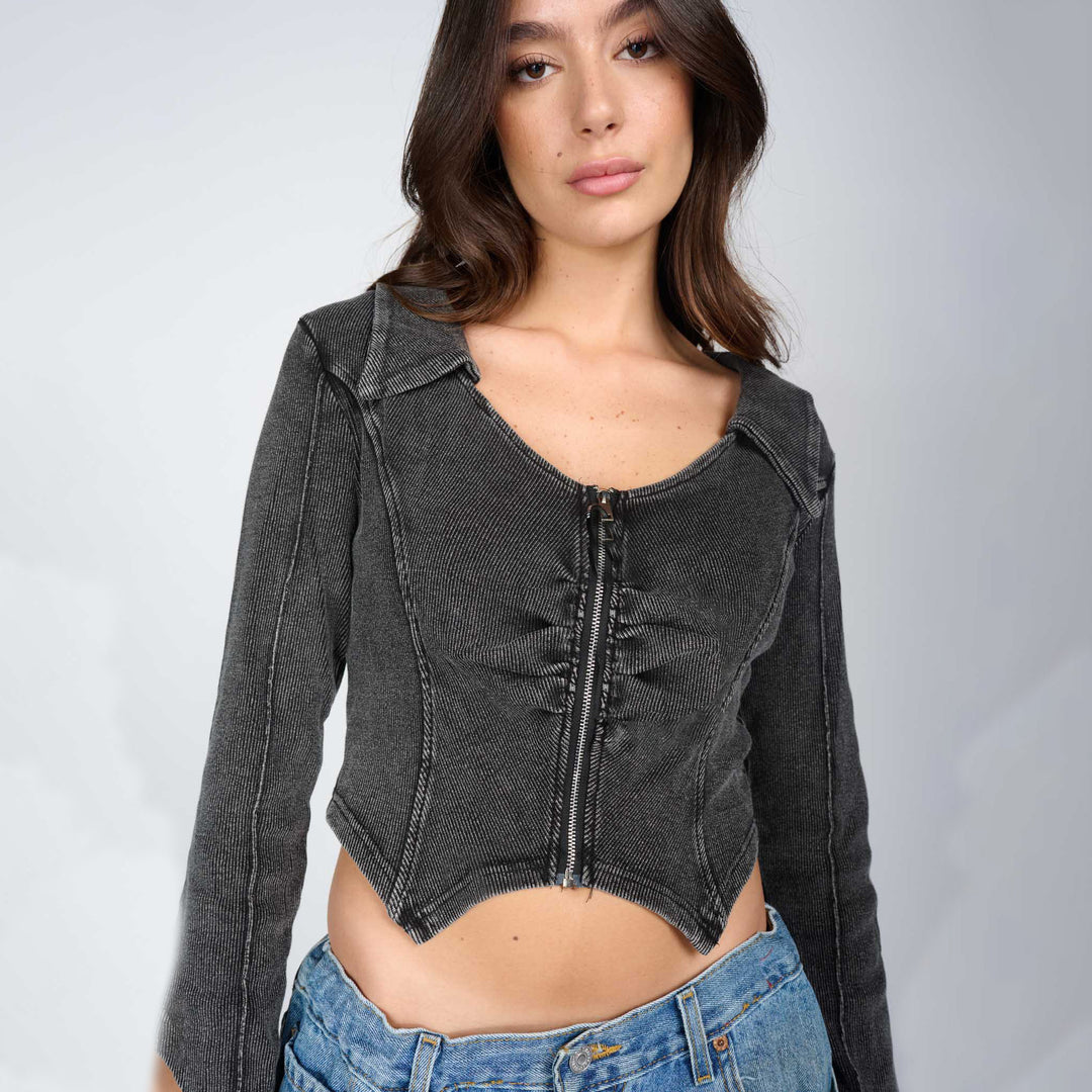 Fitted denim jacket for women with zipper Amarae