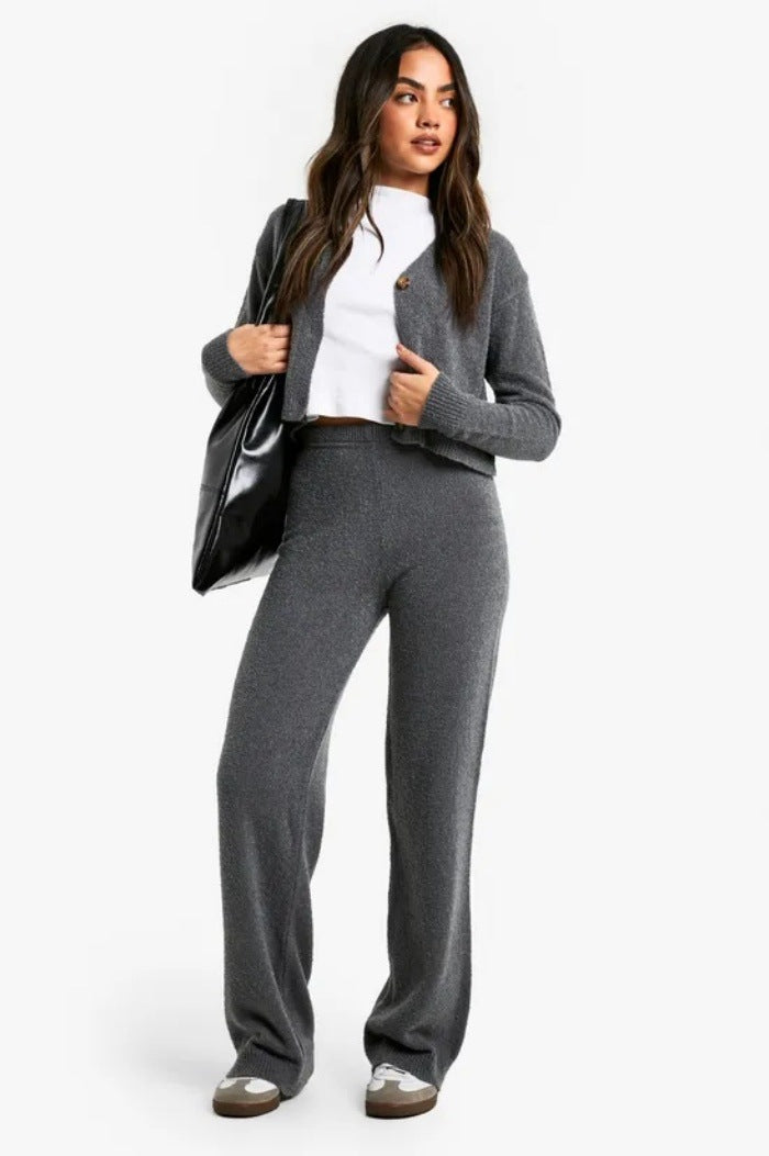 Women's loungewear set with stylish cardigan and comfortable loose pants Lune London