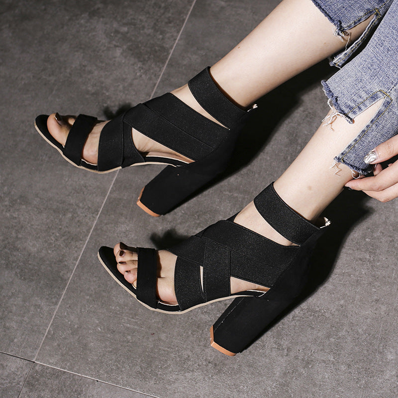 Ladies' sandals with elegant straps and a chic block heel