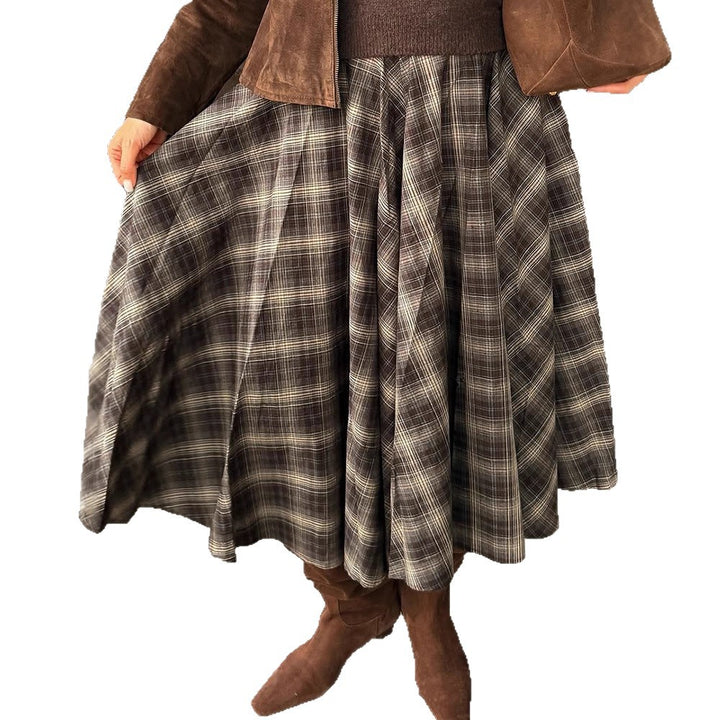 Women's Checked Midi Skirt with Wide Pleated Cut and High Waist Amarae