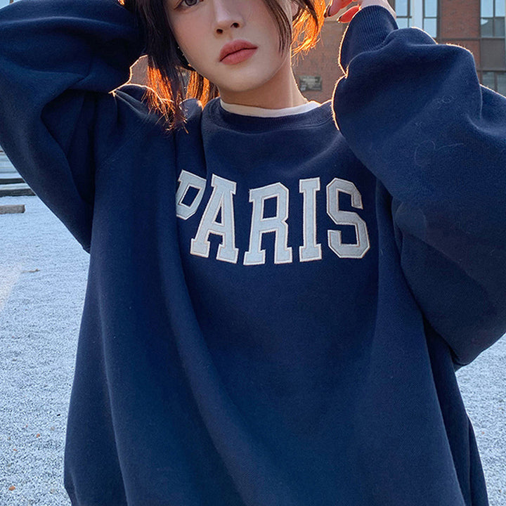 Ladies casual sweatshirt with distinctive lettering Lune London