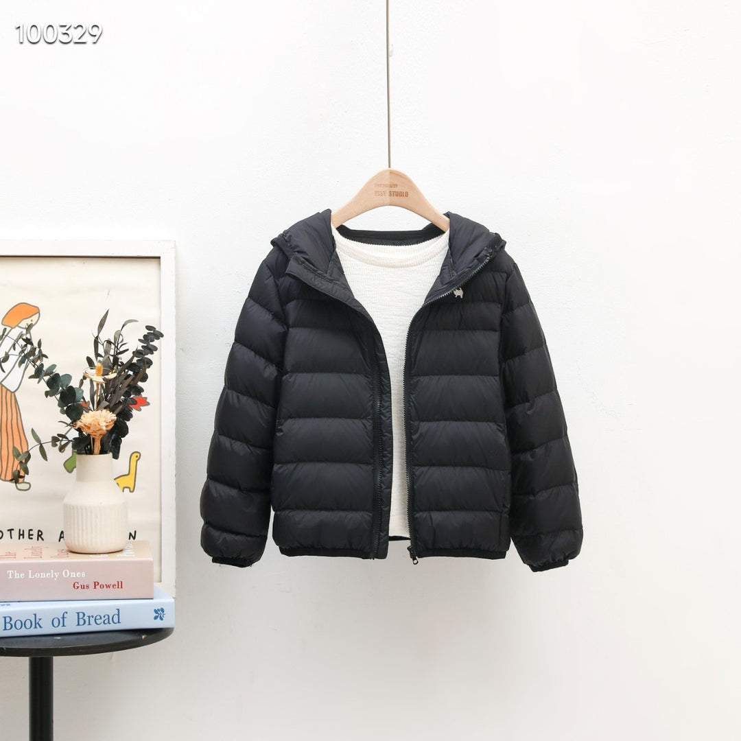 Ladies short-cut ultralight quilted hooded jacket with windproof outer shell and elastic cuffs Amarae