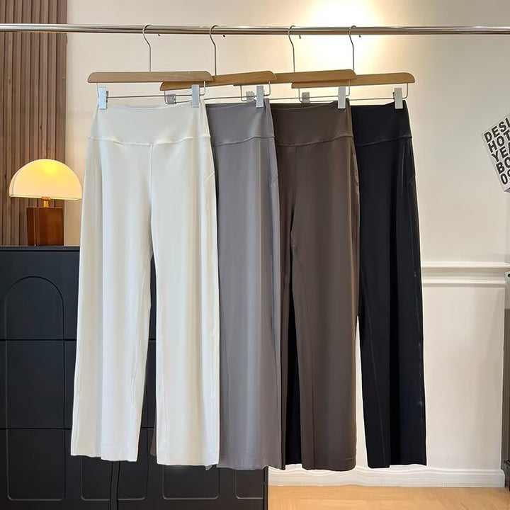 Pantalons Relax larges pour femmes avec taille haute Chic & Stil