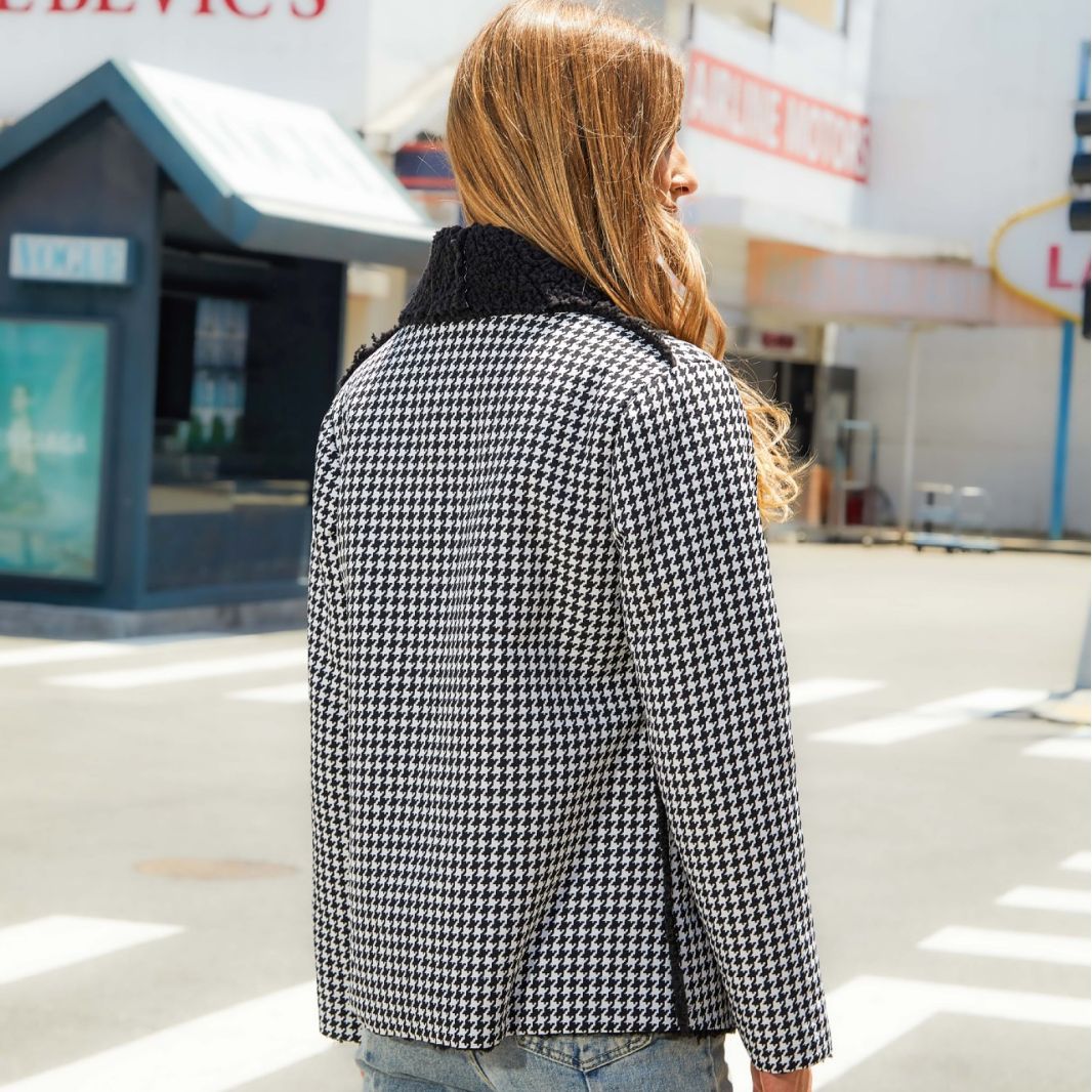 Plaid fleece jacket for women with a modern shawl collar and large front pockets Lune London