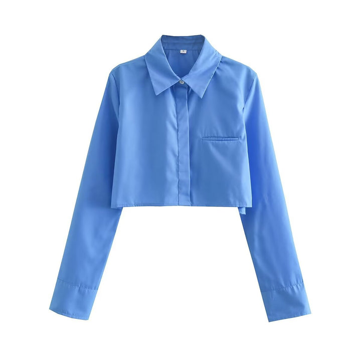 Cropped blouse for women with classic collar and practical chest pockets Lune London