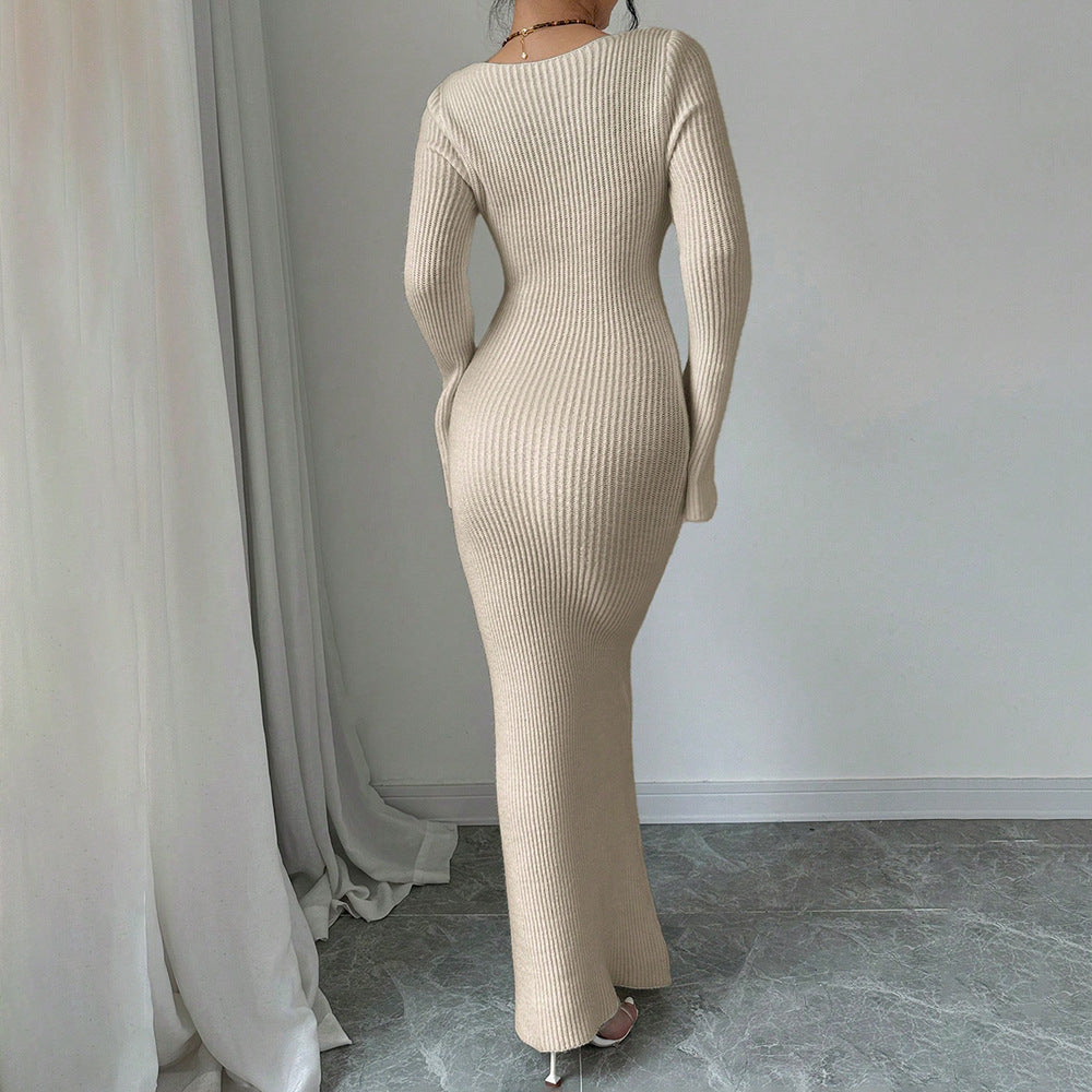 Maxi dress for women with elegant ribbed knit and trendy floral appliqués Lune London