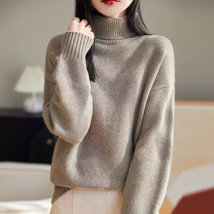 Pull en tricot épais pour femmes avec col montant et matériau doux Chic & Stil