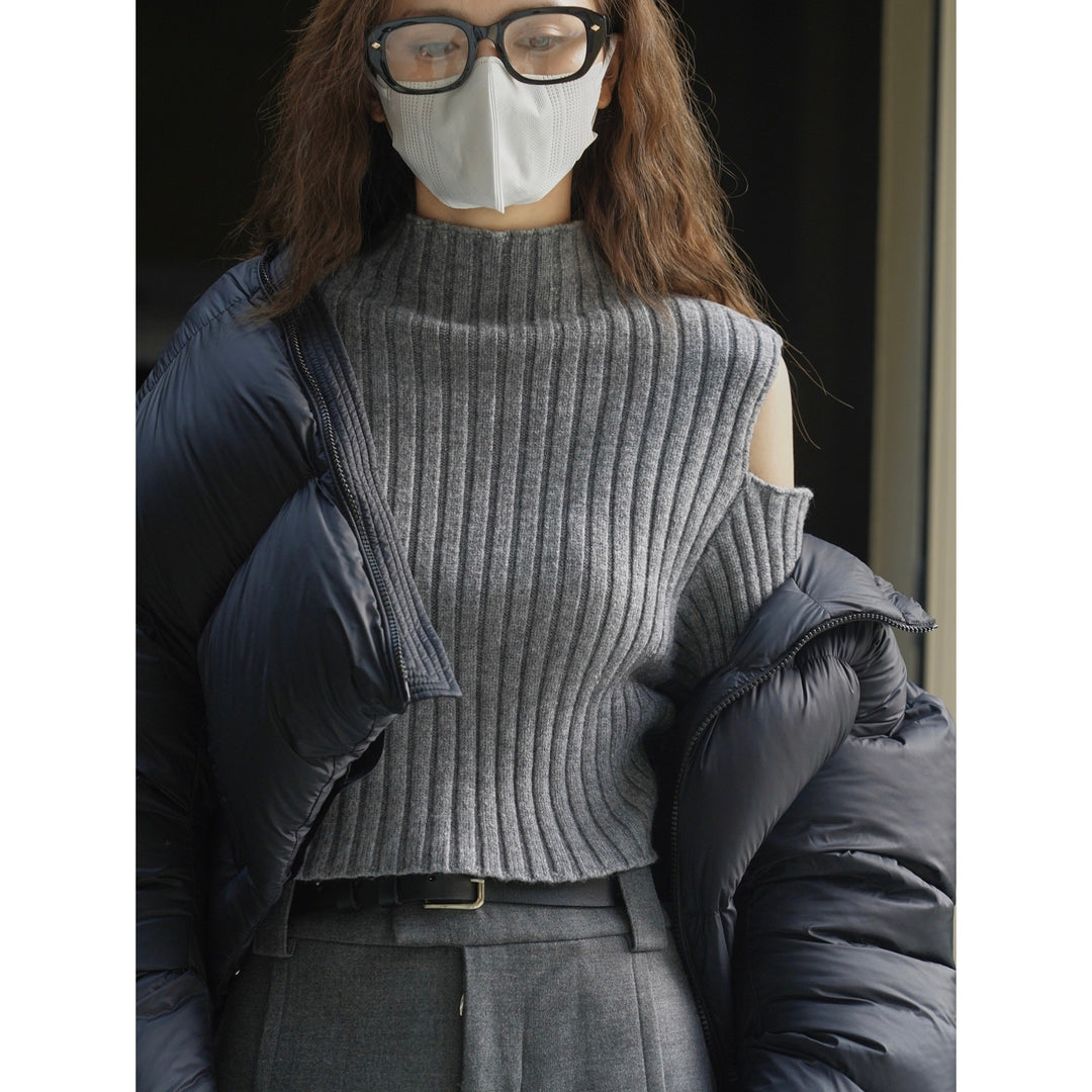 Women Shaping Ribbed Top with High Collar and Cut-Out Shoulder Amarae