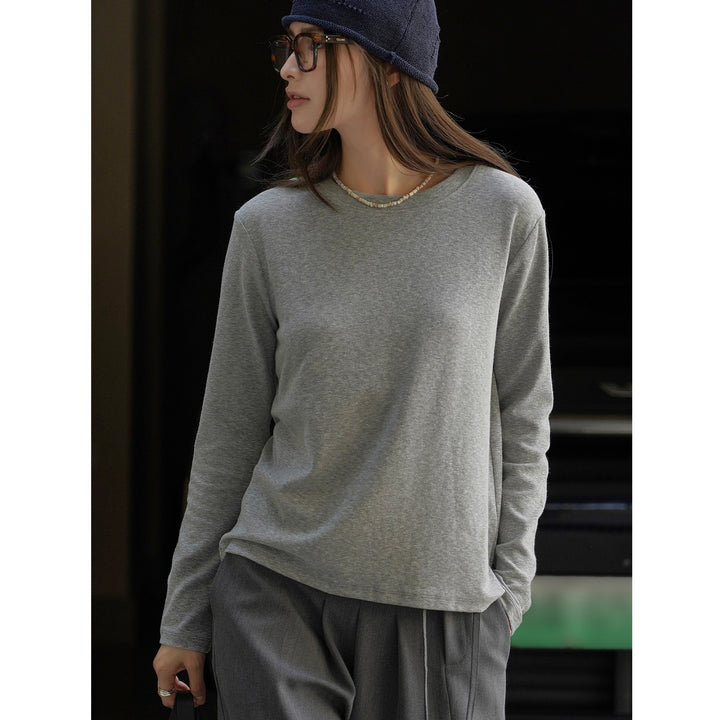 Women's Fine Long Sleeve made of Organic Cotton Jersey with Round Neckline and Straight Hem