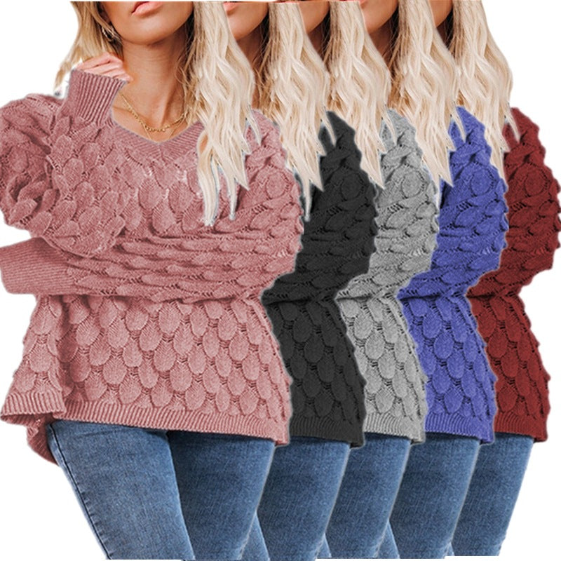 Pull en maille épaisse pour femmes avec motif ondulé sculptural et col en V Chic & Stil