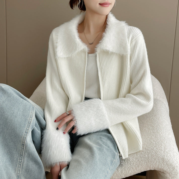 Cardigan pour femme avec col en fausse fourrure luxueuse et drapé en tricot côtes