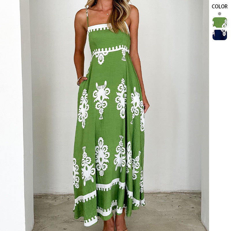 Women's maxi dress with floral pattern and flared skirt Lune London