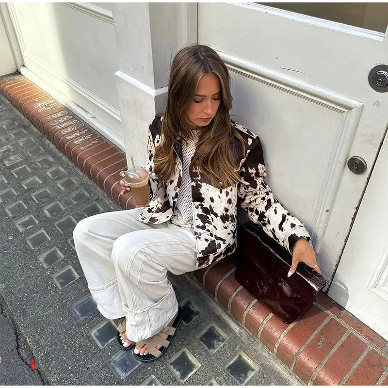 Veste en denim tendance pour femmes au look extravagant en fourrure animale Chic & Stil