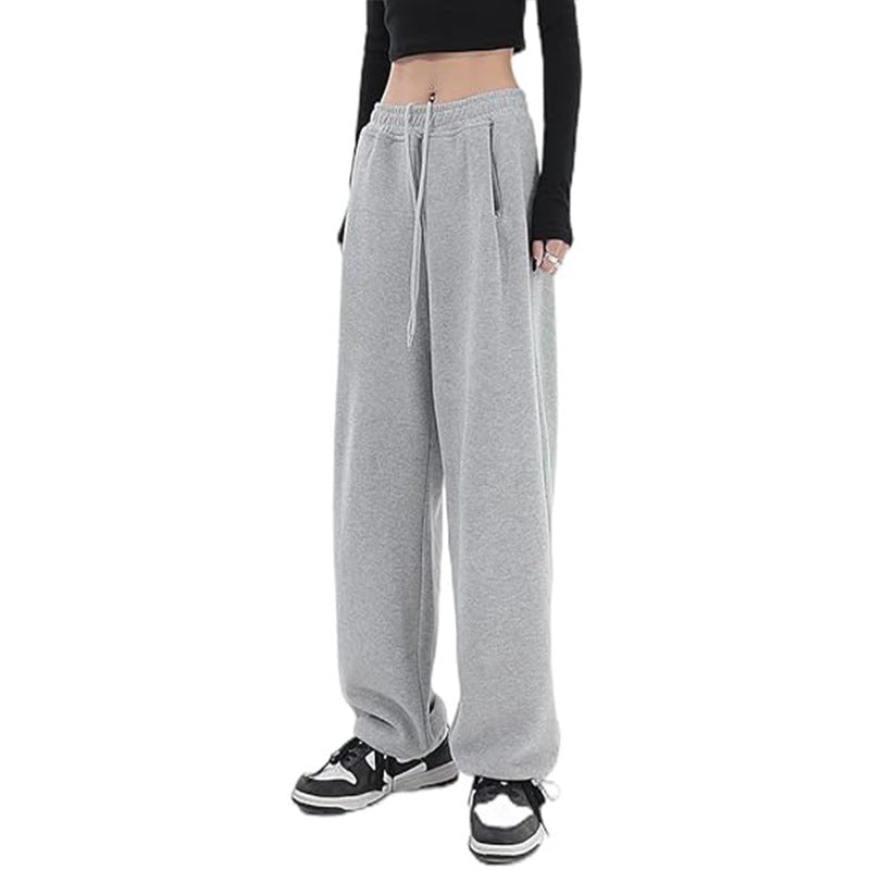 Ladies loose-fitting leisure pants made of soft sweat material with practical pockets Chic & Stil
