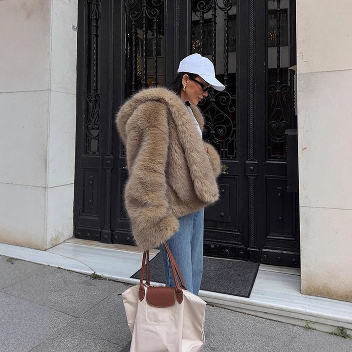Women's Boxy Faux Fur Jacket in Teddy Look with Oversized Shawl Collar Amarae
