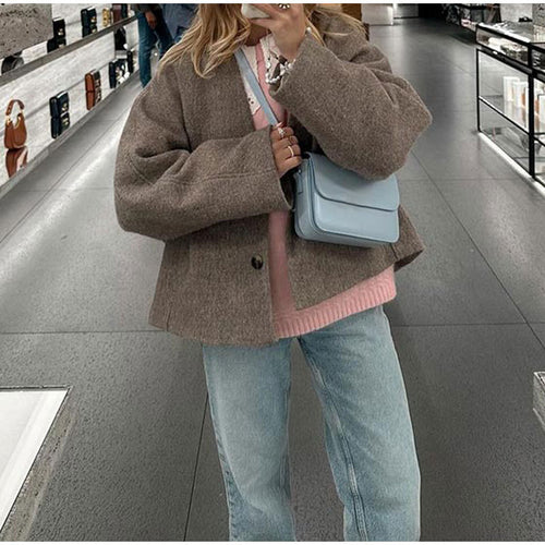 Oversized wool jacket for women with practical pockets Amarae