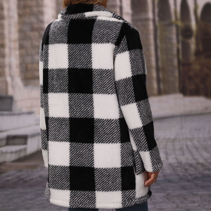 Plaid Plush Jacket for Women with Practical Pockets Lune London