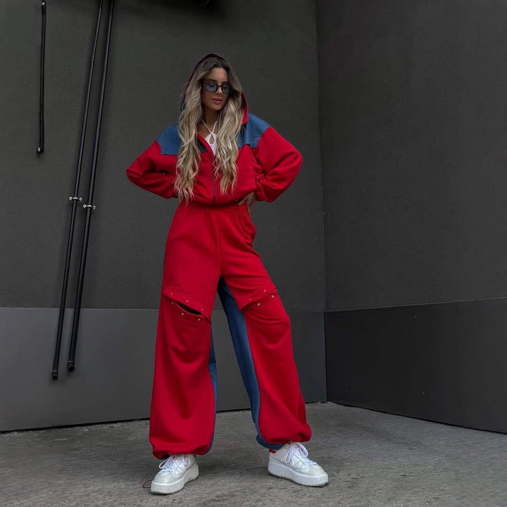 Women's sports set with trendy color block design and relaxed fit Lune London