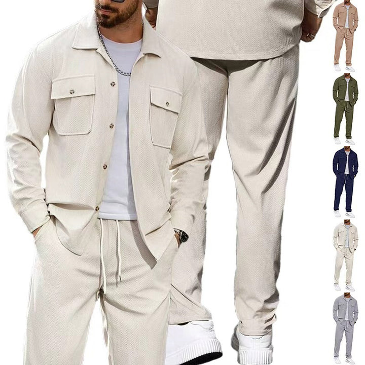 Modern leisure suit for men with practical pockets and elastic waistband Lune London