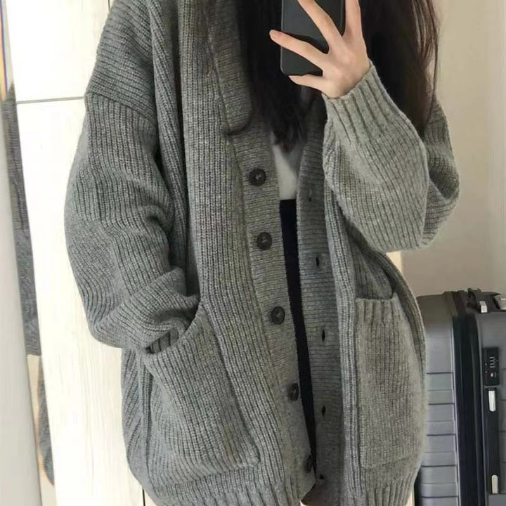 Chunky knit cardigan for women with pockets and soft cut Lune London