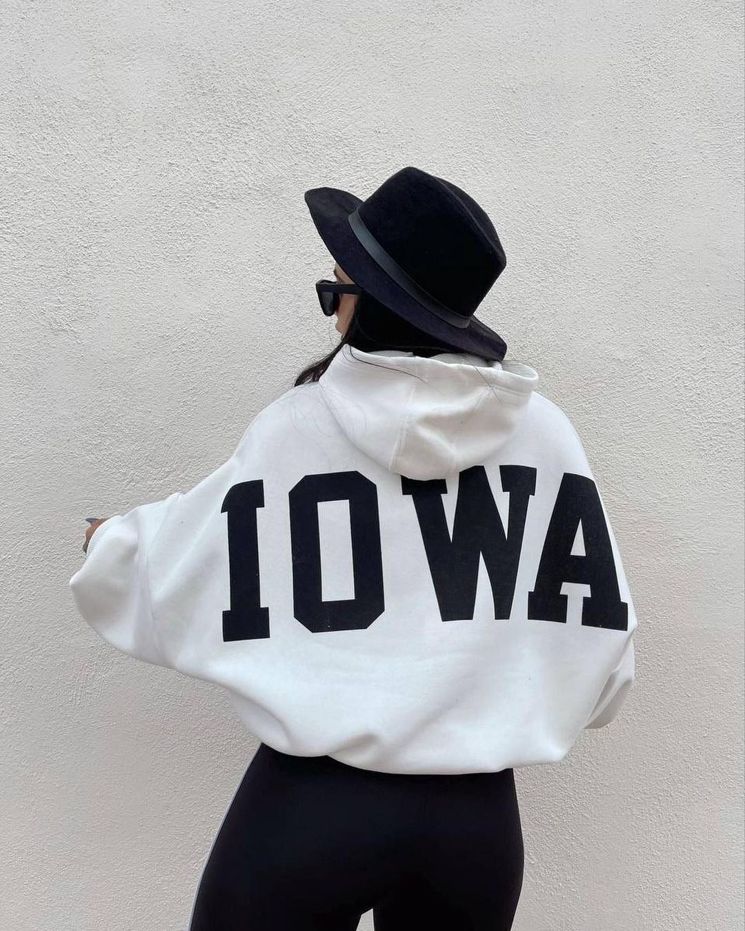 Oversized hoodie for women with a catchy inscription Lune London