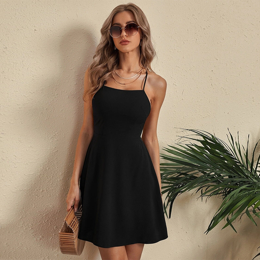 Robe d'été pour femmes en A avec des bretelles spaghetti Chic & Stil