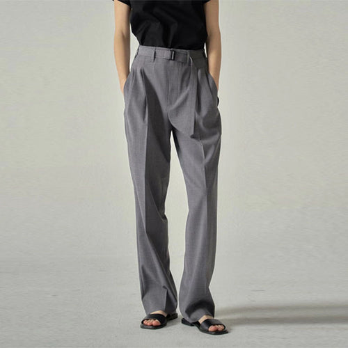 Pantalons en tissu élégants pour femmes avec taille haute et ceinture stylée Chic & Stil