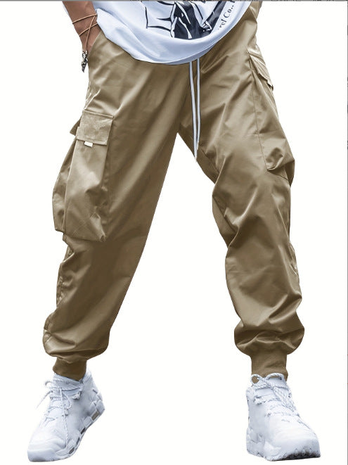 Casual utility pants for men with practical pockets and elastic waist Lune London