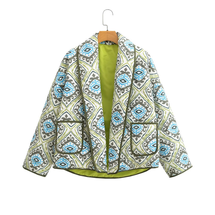 Women's Quilted Short Jacket in Kimono Style with Shawl Collar, Decorative Piping and Allover Print Amarae
