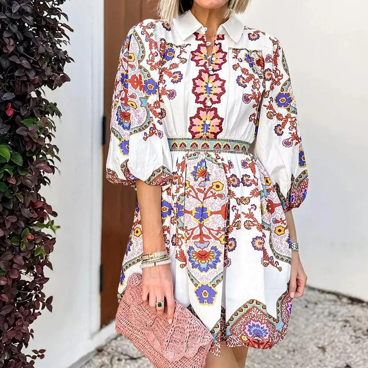 Robe blouse traditionnelle pour femme avec motifs floraux et manches froncées Chic & Stil