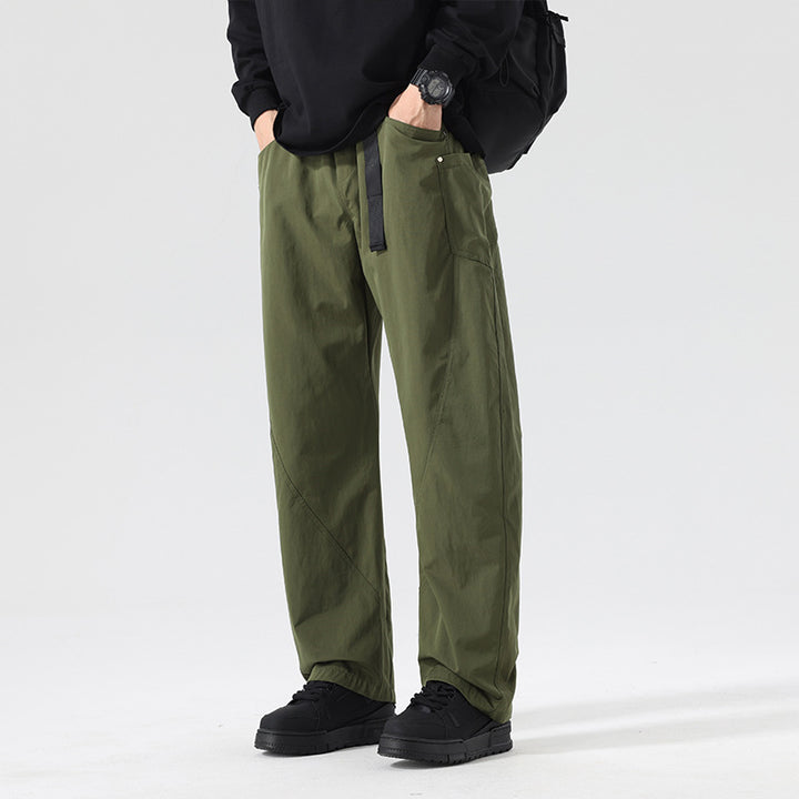 Multi-functional leisure pants for men in lightweight and breathable fabric Lune London