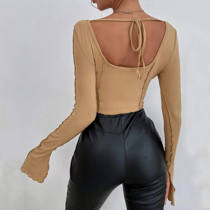 Top court de couture pour femmes avec encolure carrée et manches longues Chic & Stil
