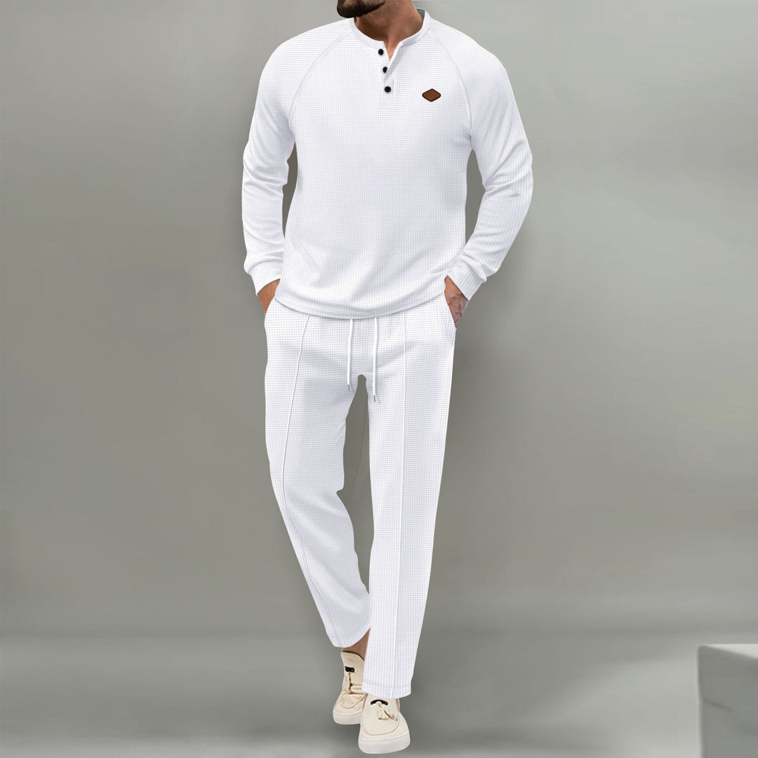 High-quality leisure suit for men with button placket and stylish pockets Lune London