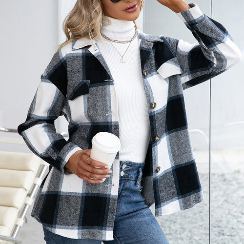 Checked shirt for women with pockets and trendy cut Amarae