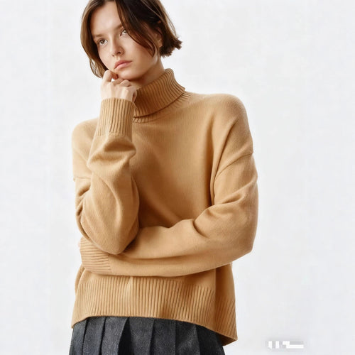Pull Femme Col Roulé Confortable avec Coupe Oversize et Structure à Fines Côtes Chic & Stil