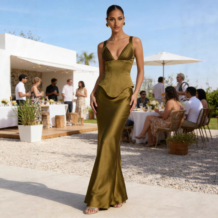 Elegant evening dress for women with deep V-neck and sculpting cut