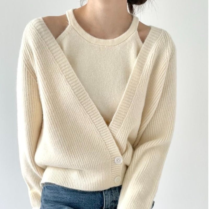 Cardigan court pour femmes avec un décolleté en V profond et des détails de boutons Chic & Stil
