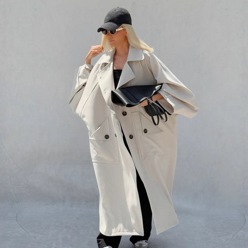 Women’s trench coat with double-breasted buttons and practical pockets Amarae