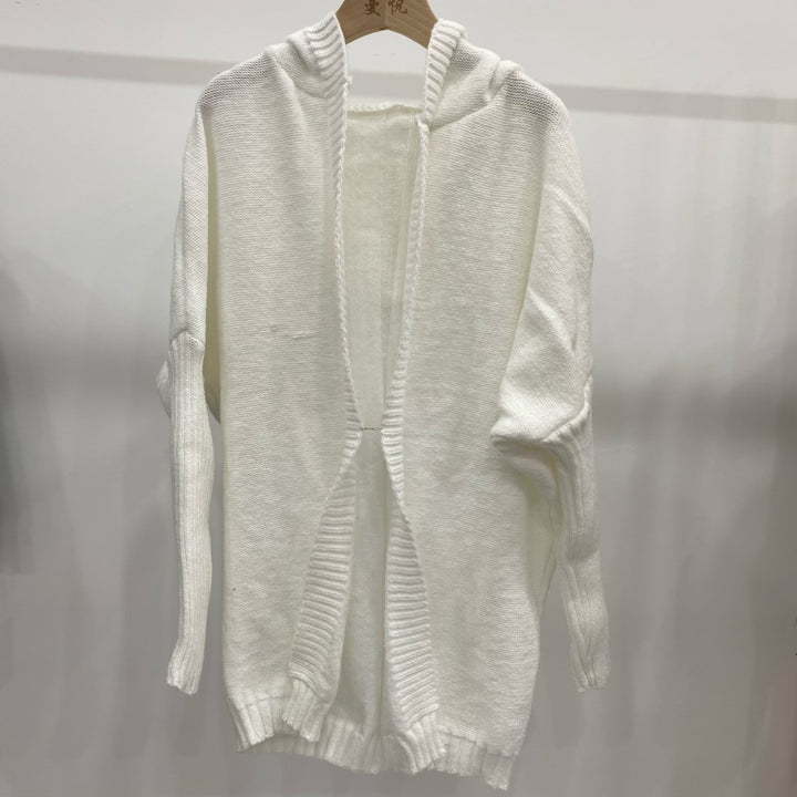 Ladies Casual Knit Sweater with Open Front and Fine Texture Lune London
