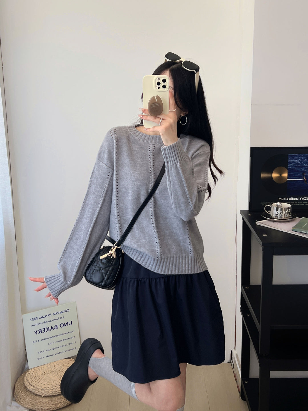 Pull en tricot épais pour femmes avec des détails structurels modernes et une coupe décontractée Chic & Stil